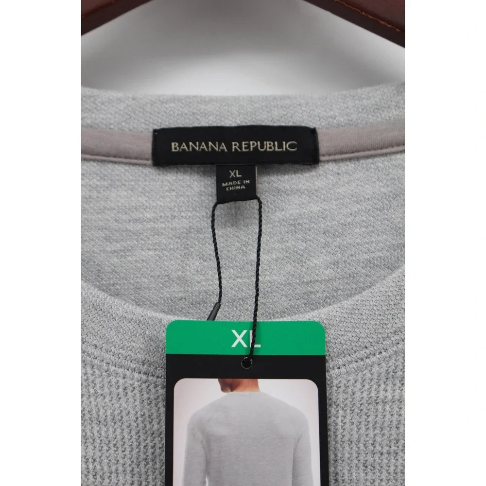 Banana Republic Mens Gray Crewneck Long Sleeve Sweater Size XL‎